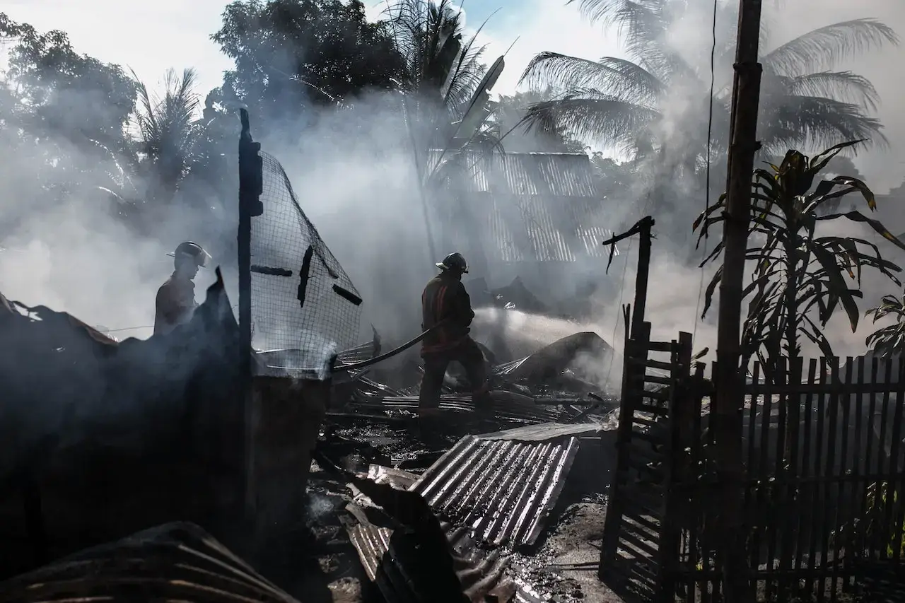 ruinas de un local que ha sufrido un incidente